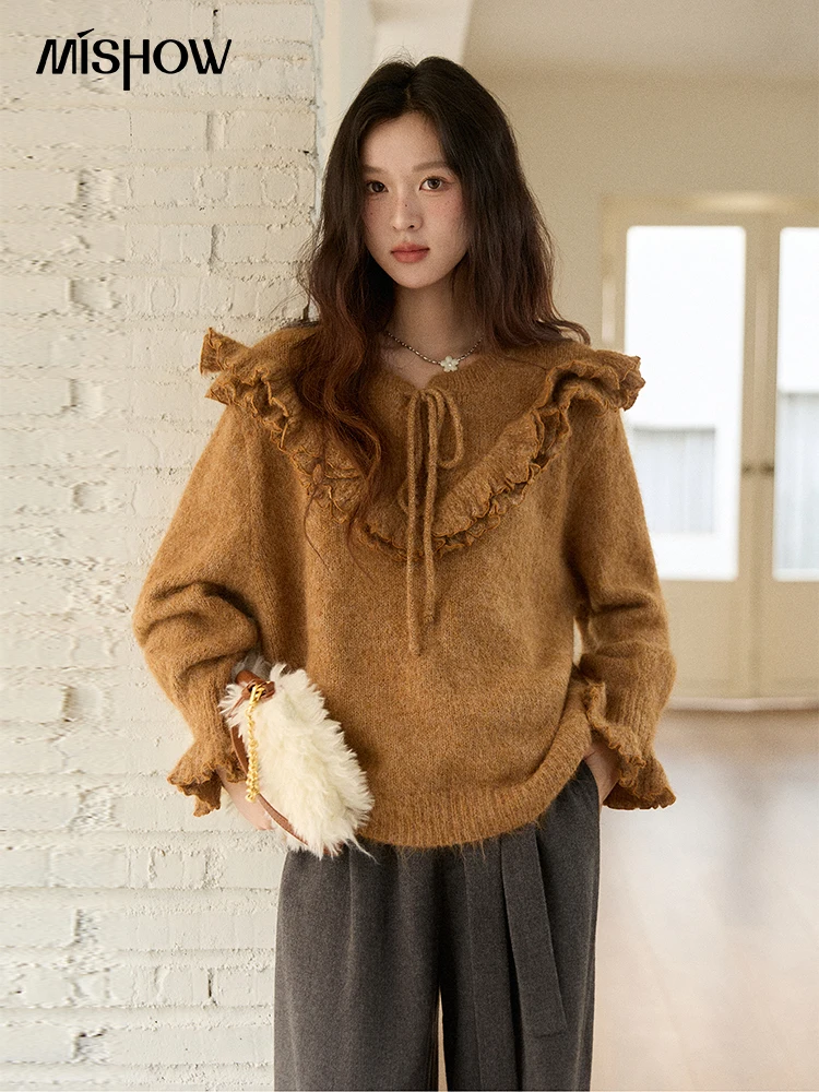 

MISHOW женский коричневый свитер 2025, зимний милый ретро милый кружевной пуловер с v-образным вырезом и рюшами, свободные повседневные вязаные топы с длинными рукавамиMXE87Z2754