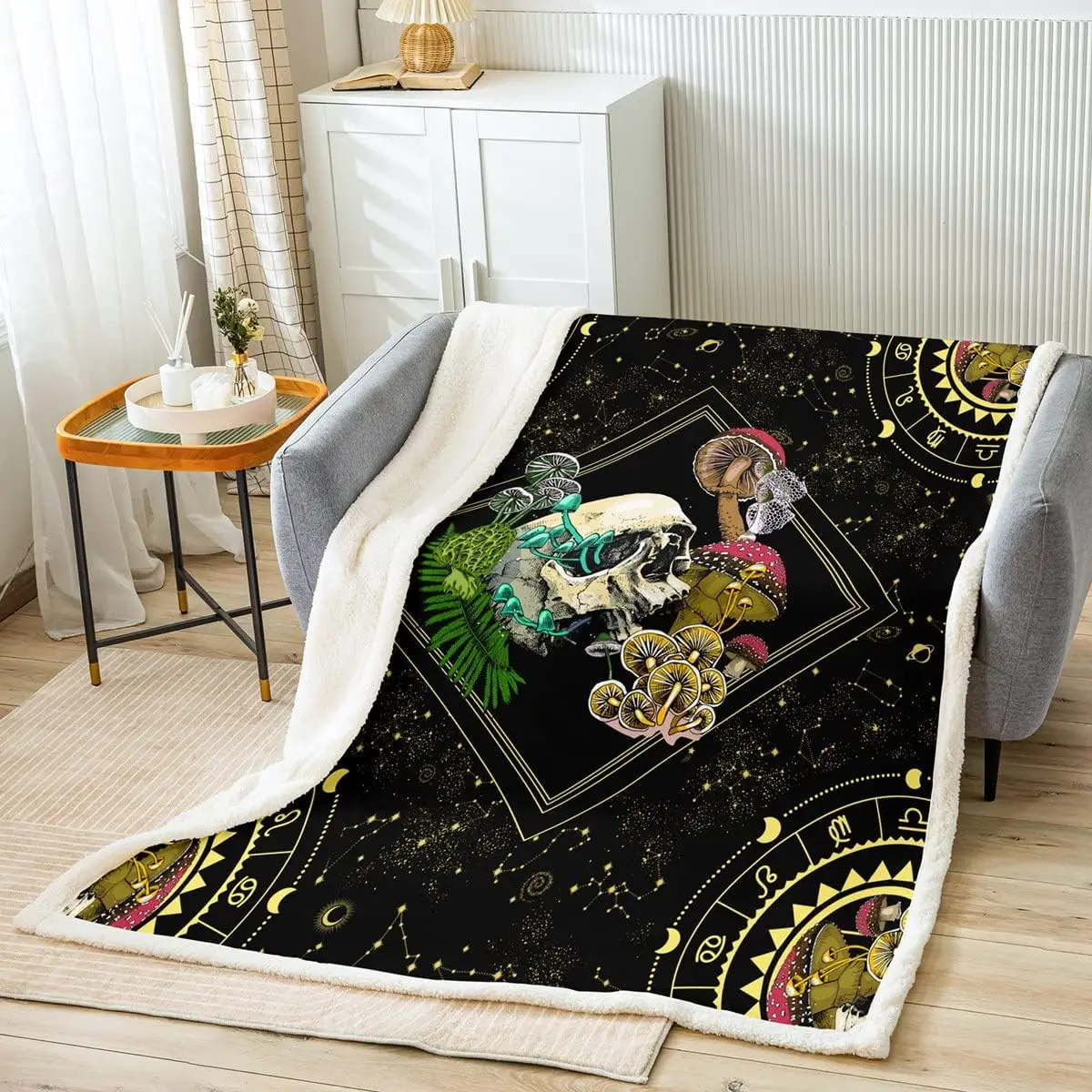 

Kids Cute Mushroom Fleece Throw Blanket Gothic Sugar Skull Cartoon Mushrooms Plush Blanket Sun Moon Sherpa Blanket Boho