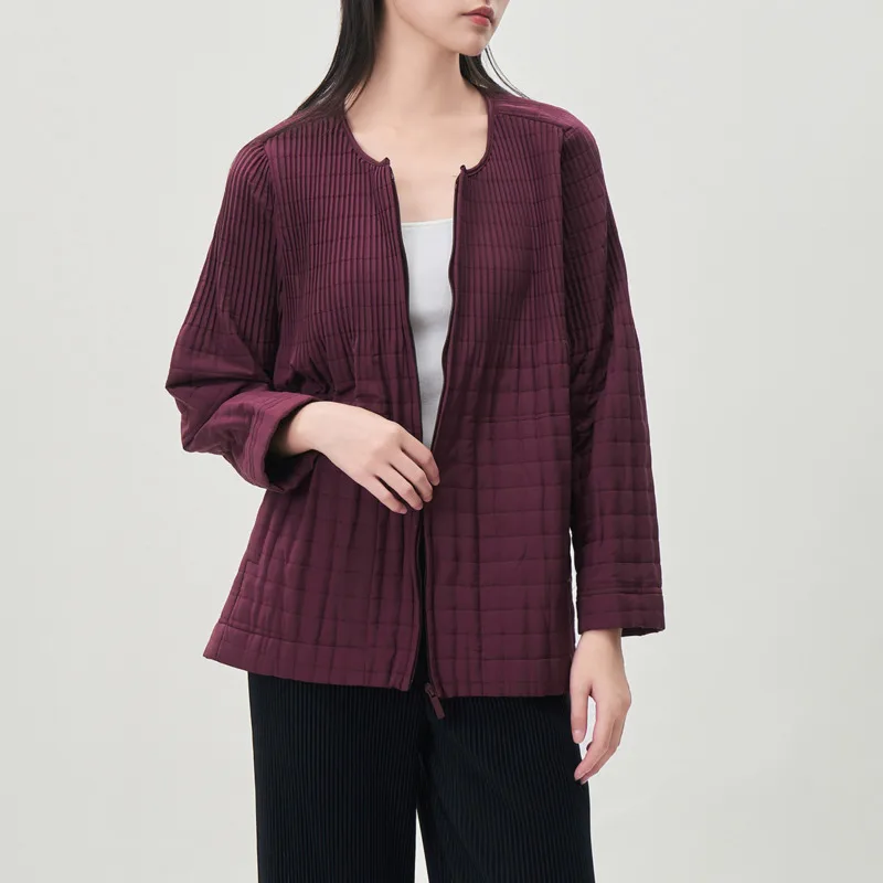 YFPF, nueva chaqueta de invierno para mujer, diseño plisado, bufanda, cuello, retazos, bolsillos con cremallera, abrigo de Color sólido, ropa informal