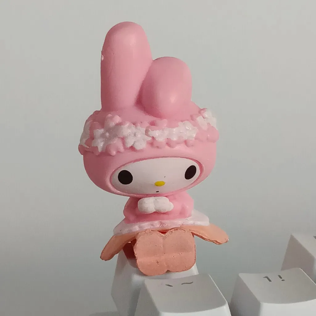 คีย์แคปคุณภาพสูง DIY ลายการ์ตูนน่ารัก เมโลดี้ คุโรมิ KT สำหรับคีย์บอร์ดเชิงกลแบบ Cherry Cross Axis อุปกรณ์เสริมอเนกประสงค์