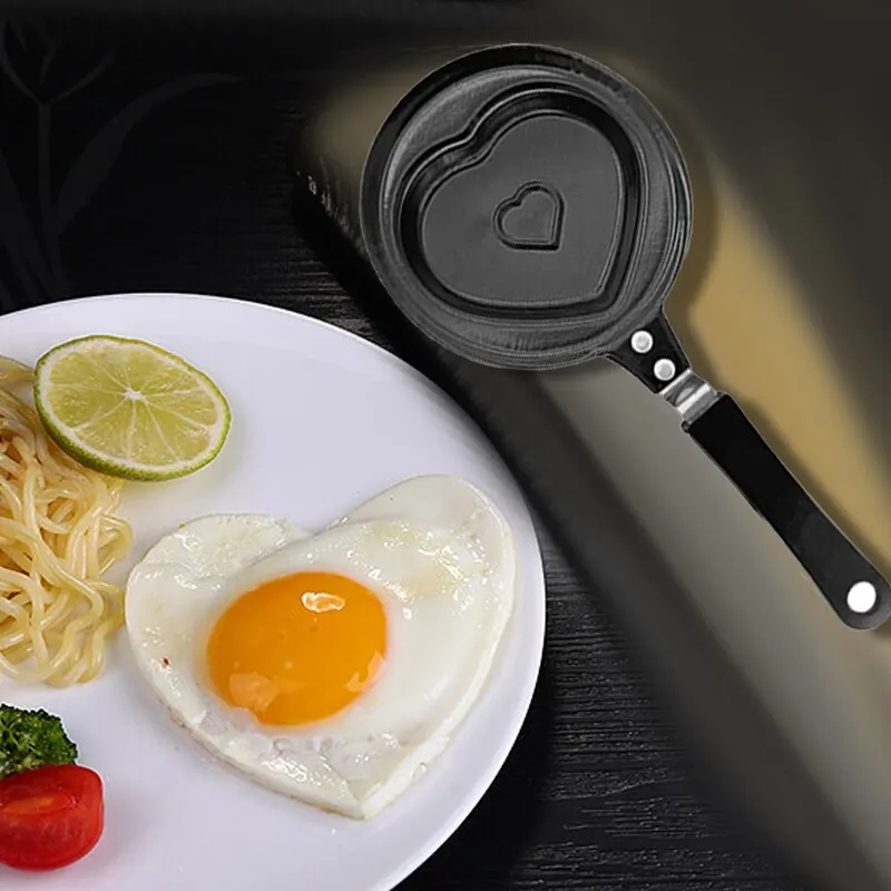 Love Omelet Pan With Handle Pan Mini Cute Cartoon Pattern Fried Eggs Diy Nutritious Breakfast Kitchen Tools Baby Supplement