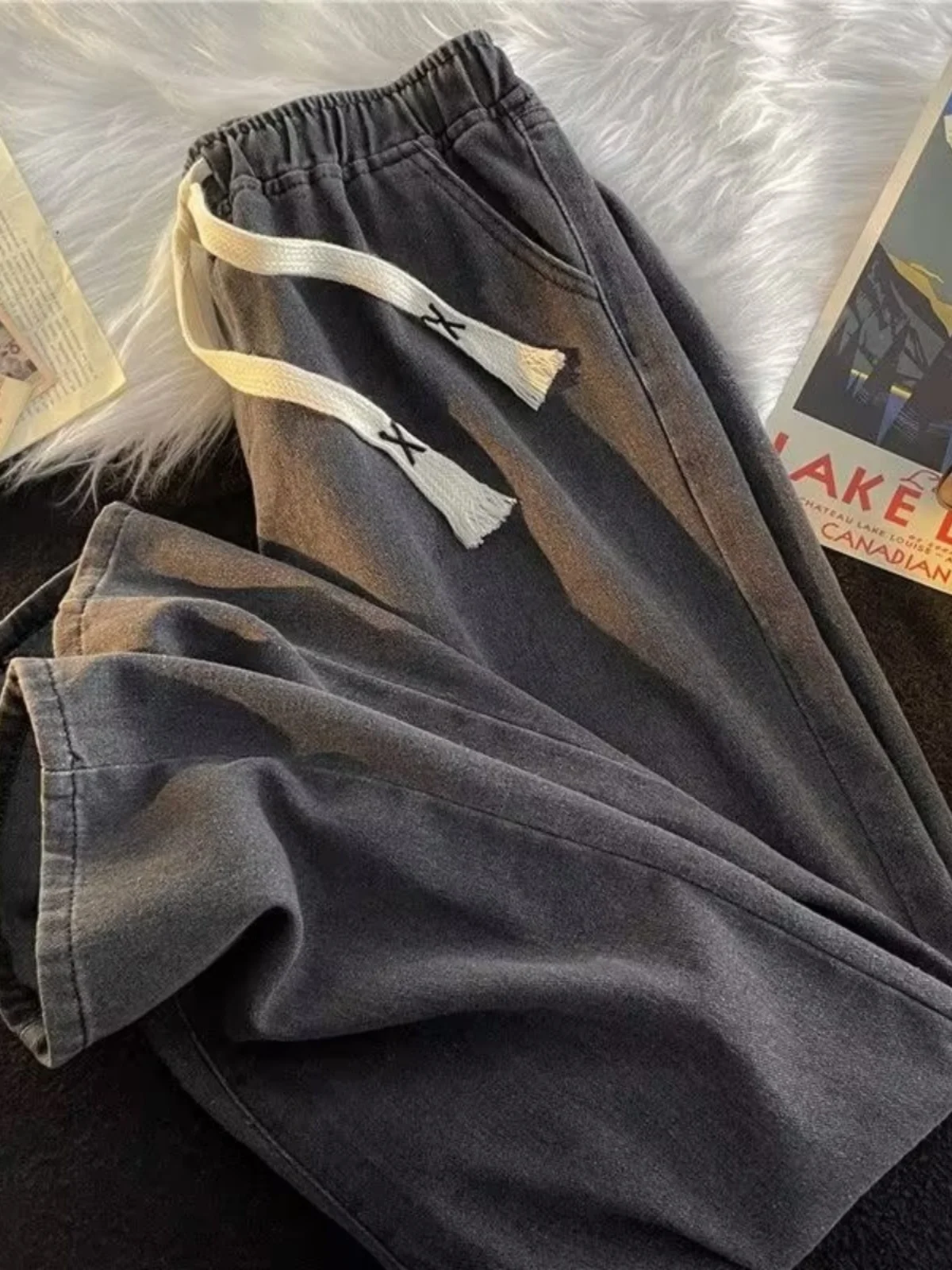 

Loose Men's Jeans Casual Hong Kong Sle Wide Leg Straight Long Pants Youth Trend Autumn Season Comfortable Denim Trousers