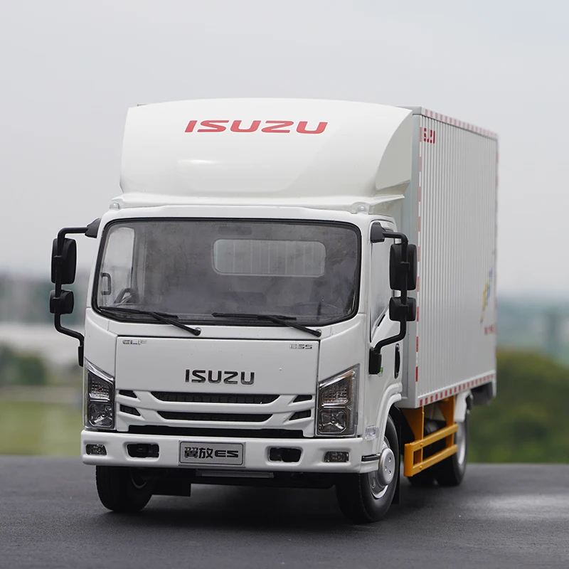 Original Factory 1:18 Isuzu Yifang Wing ES Diecast Light Truck Model for Gift, Collection