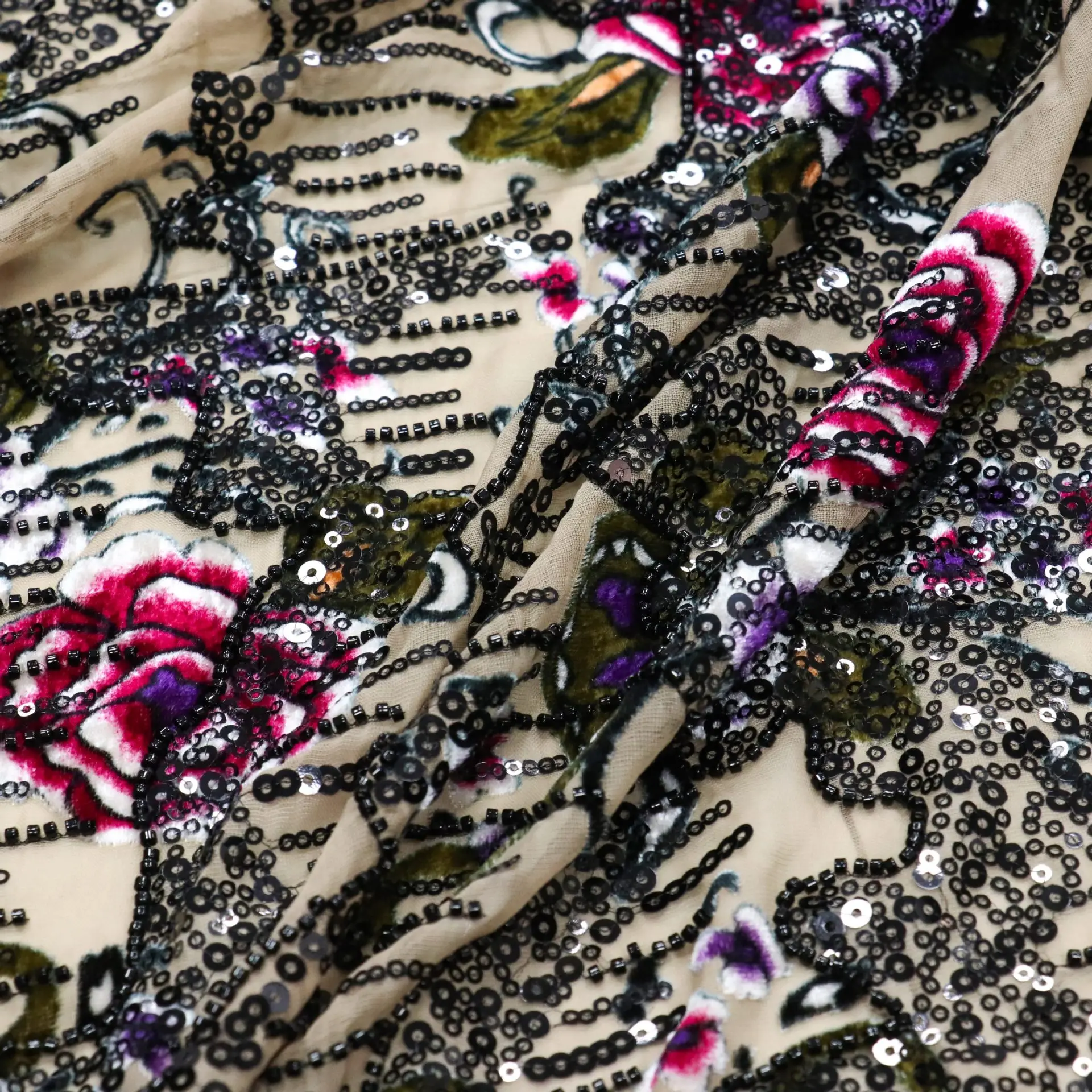 

Three-Dimensional Flower Woven Brocade Sticky Velvet Printed Burnt out Sequined Embroidery Embroidered Wedding Dress Fabric