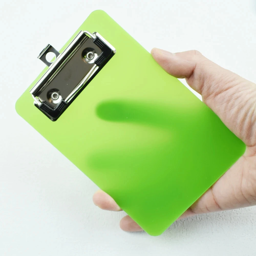 1PCS Portable Multi-Function Clipboard Panel PaintingOrganizer: Hangable Mini Plastic Note Holder for Home Office School