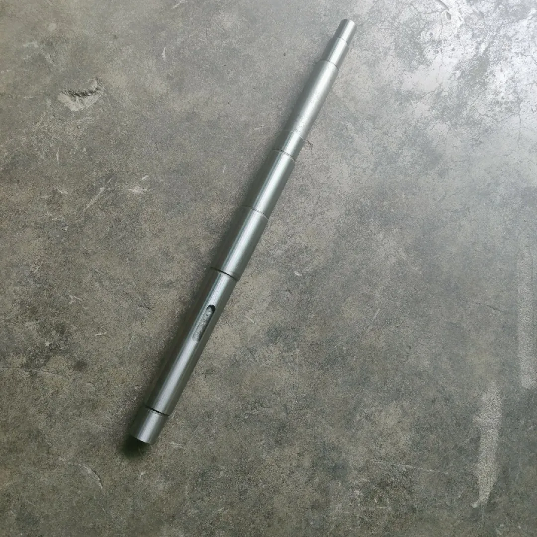 CW6163/CW6180D Lathe Accessory 6116 Worm Shaft Length 442 Outer Circle 30 Hollow Inner Hole 15