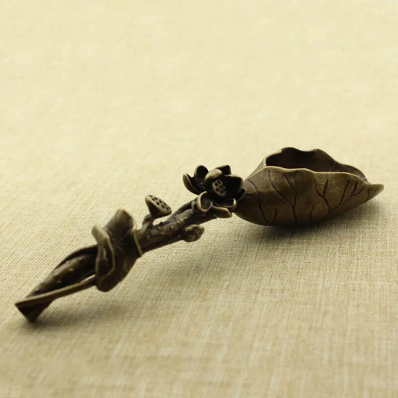 

Traditional Old Asian Hand-carved Bronze Lotus Tea Shovel Statue exquisite handicrafts ﻿