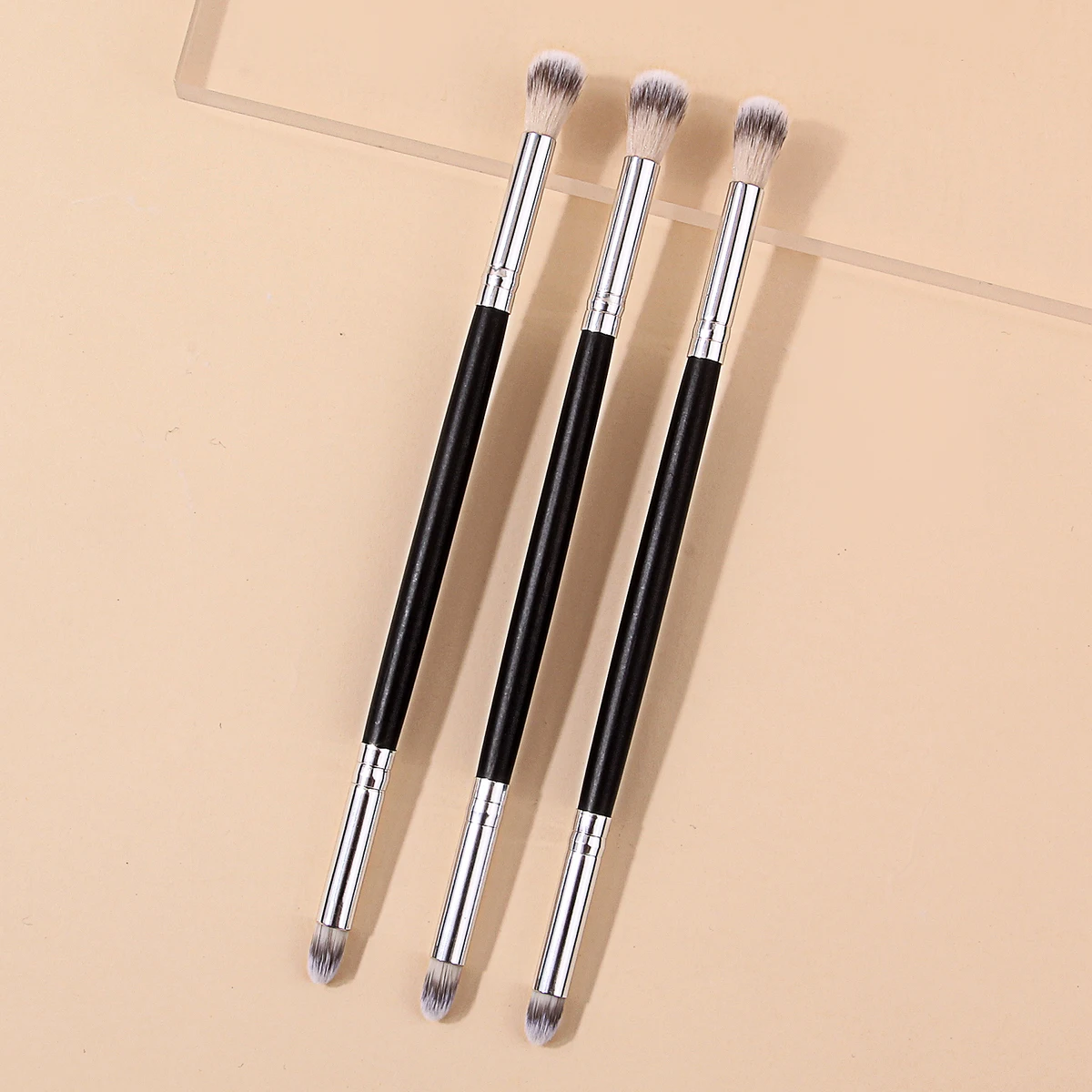 3Pcs Double‑Ended Eye Makeup Brushes,Multi‑Function Dual‑Sided Eyeshadow Concealer Brush Set,Eye Detail Makeup for Beginners
