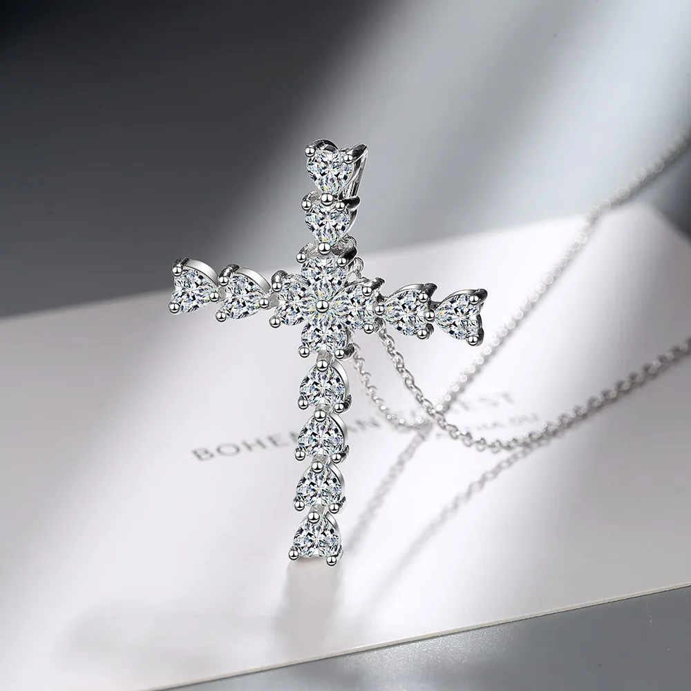 

925 Pure Yang Fashion Simple Heart Shaped Zircon Cross Necklace Birthday Party Anniversary Gift
