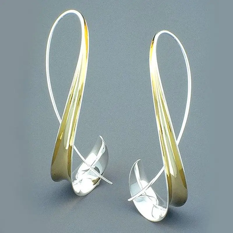Fashion Irregular Metal Twisted Long Drop Earrings for Women Trending Geometric Gold Color Waves Earrings Jewelry