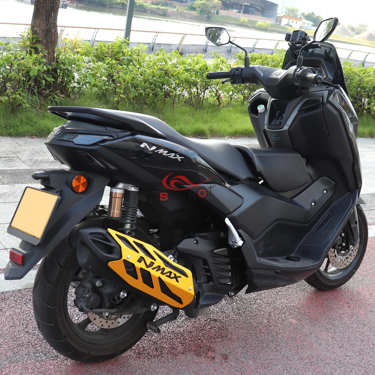 Motorcycle Accessories exhaust pipe protective cover protective shell for YAMAHA NMAX155 N-MAX NMAX 155 2020-2023 2024 2025 2026 view 3