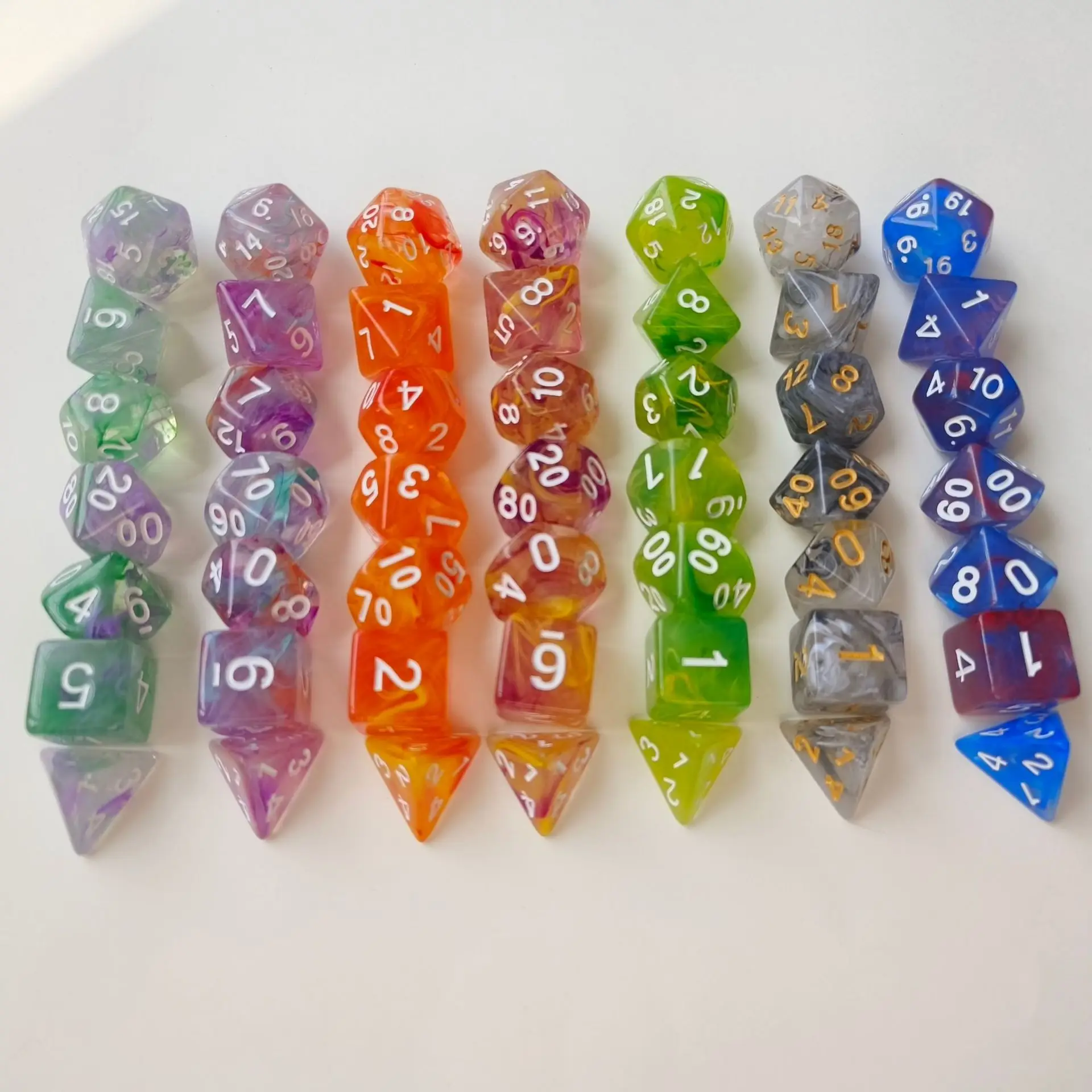 D & D مجلس لعبة النرد 7 قطعة/الوحدة خلط الألوان مجموعة نرد متعدد السطوح لحزب النادي DND RPG TRPG الترفيه الجدول لعبة الملحقات