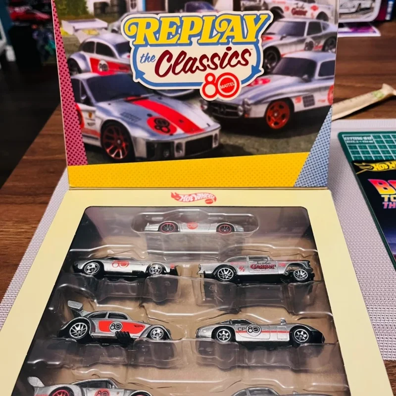 مجموعة سيارات هوت ويلز الأصلية للذكرى السنوية الثمانين، إعادة عرض الكلاسيكيات، 7 قطع، نماذج سيارات مصبوبة، مجموعة ألعاب مفاجأة، بطاقات نموذجية