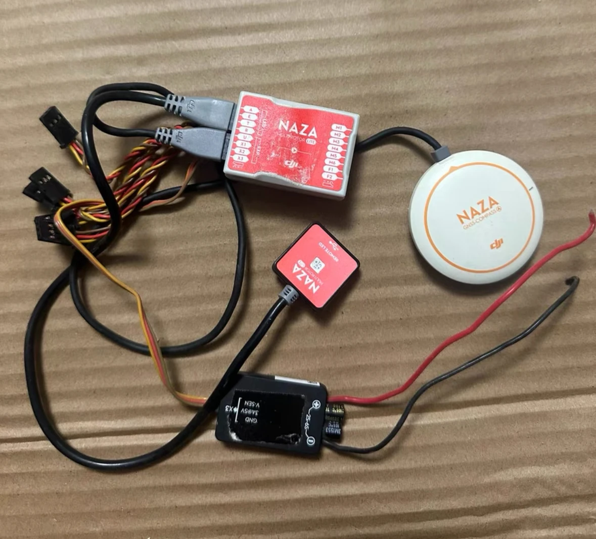 

Like New 90% new NAZA-M Lite Flight Controller with GPS Module + LED Module + PMU Module Tested good for DJI Drones​