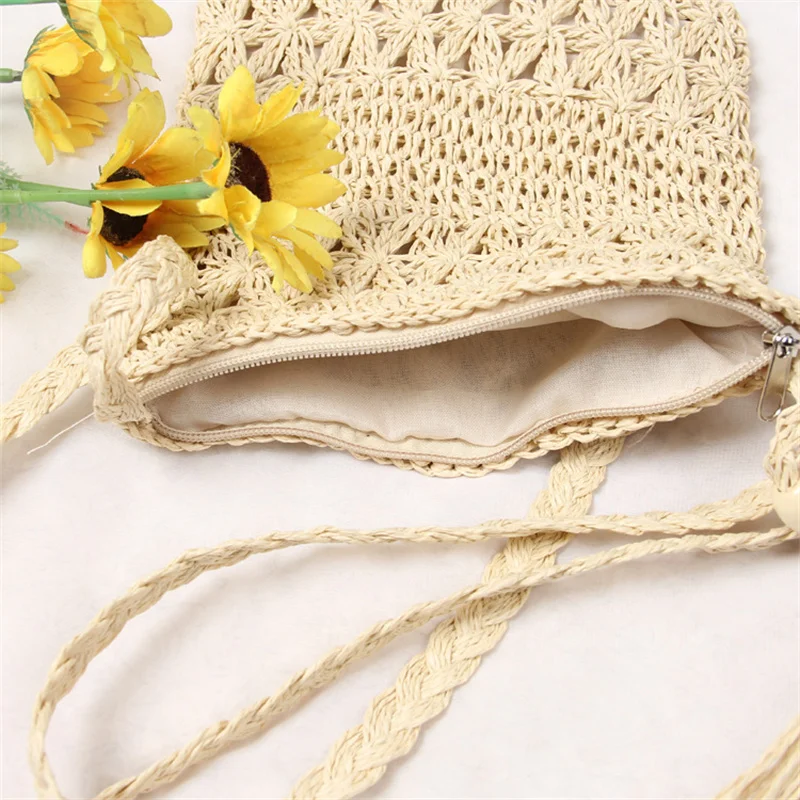 Hollow Women Messenger Bags Tassel Woven Shoulder Crossbody Bag Casual Beach Straw Bag For Women Bolsa Feminina