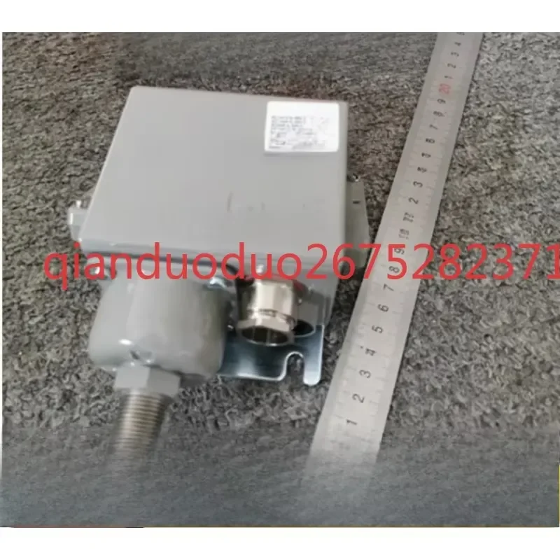 New for Danfoss pressure switches KPS37, KPS39, KPS43, KPS45 and KPS47 060-310666 060-310166 060-310266 060-310766 060-312066