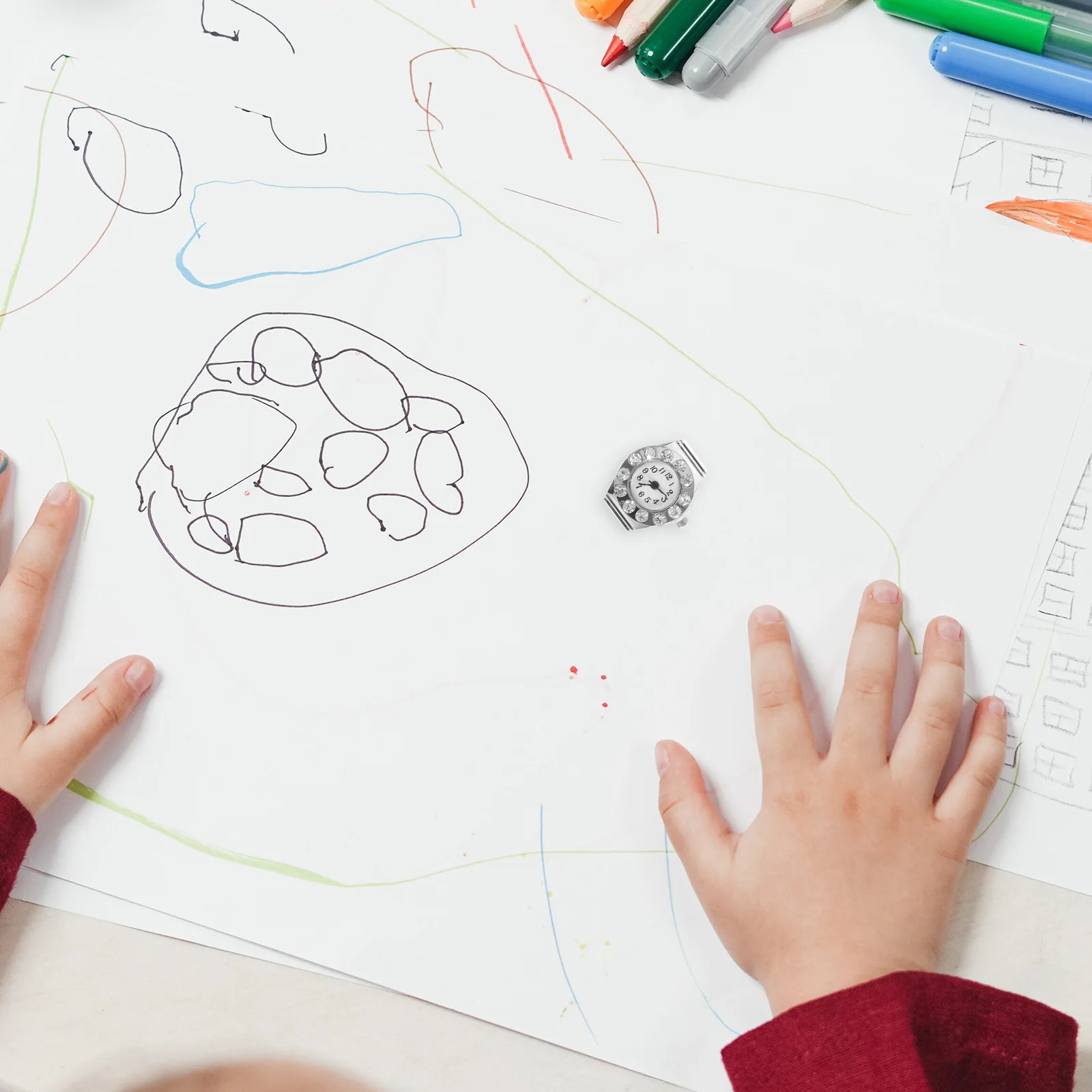 1 قطعة ساعة كرتونية لامعة صغيرة سبيكة إصبع ساعة للأزياء كوارتز ساعة هدية خفيفة الوزن مريحة يمكن ارتداؤها