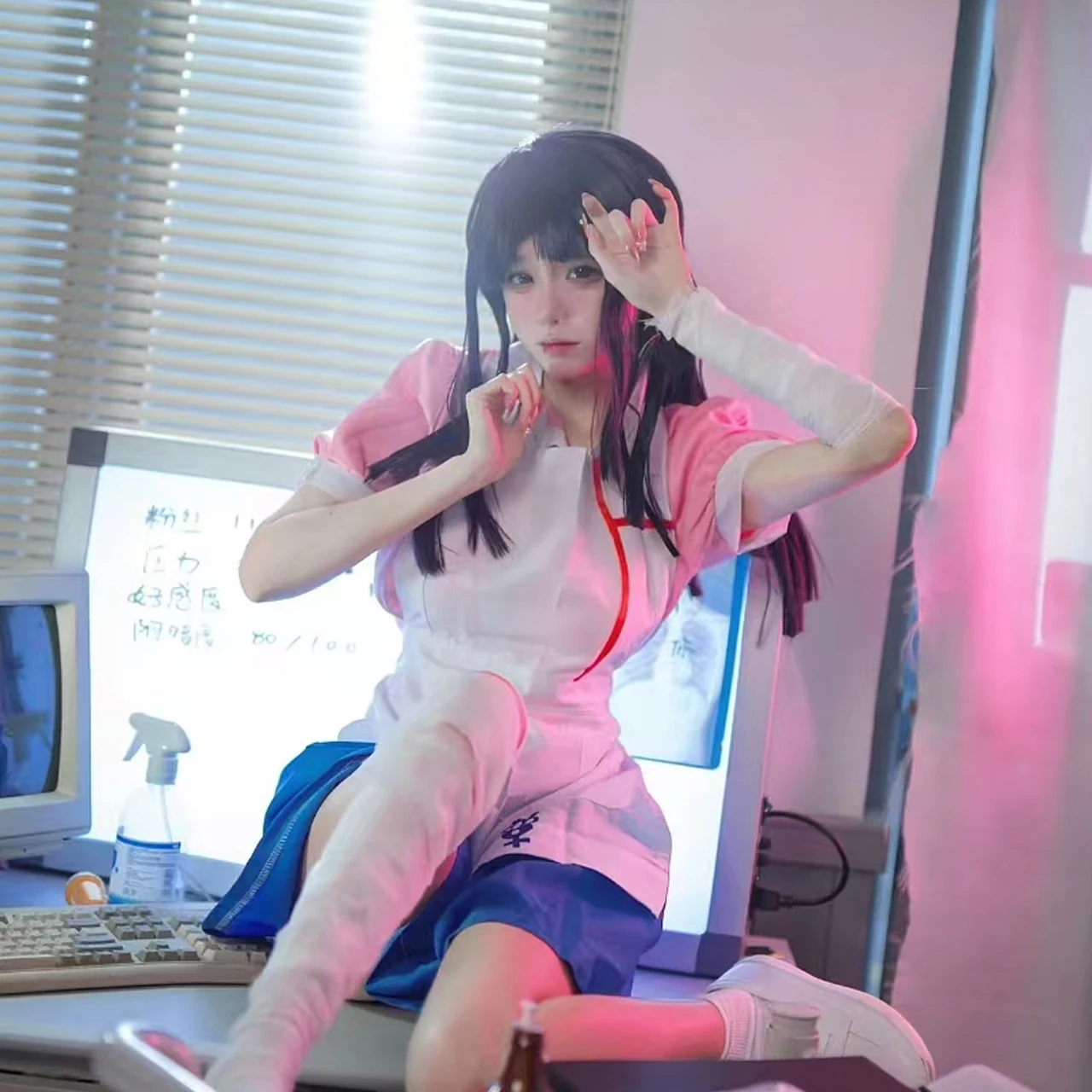 Danganronpa ميكان تسوميكي زي تنكري مع شعر مستعار للنساء ، زي موحد للممرضات ، زي خادمة ، طقم كامل ، تصميم أنيمي للهالوين