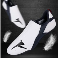 Zapatos de entrenador de Taekwondo resistentes al desgaste para niños y adultos, zapatillas de Karate, suela gruesa y suave, transpirables, para artes marciales, zapatos de boxeo de Kung Fu