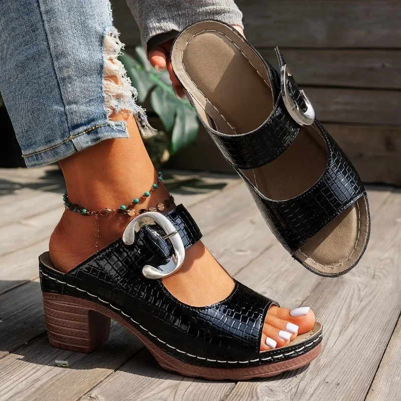 2025 Brand Ladies Shoes Plus Size Women's Slippers Fashion Outdoor Dress Summer New Open Toe Metal Decoration Rome High Heels