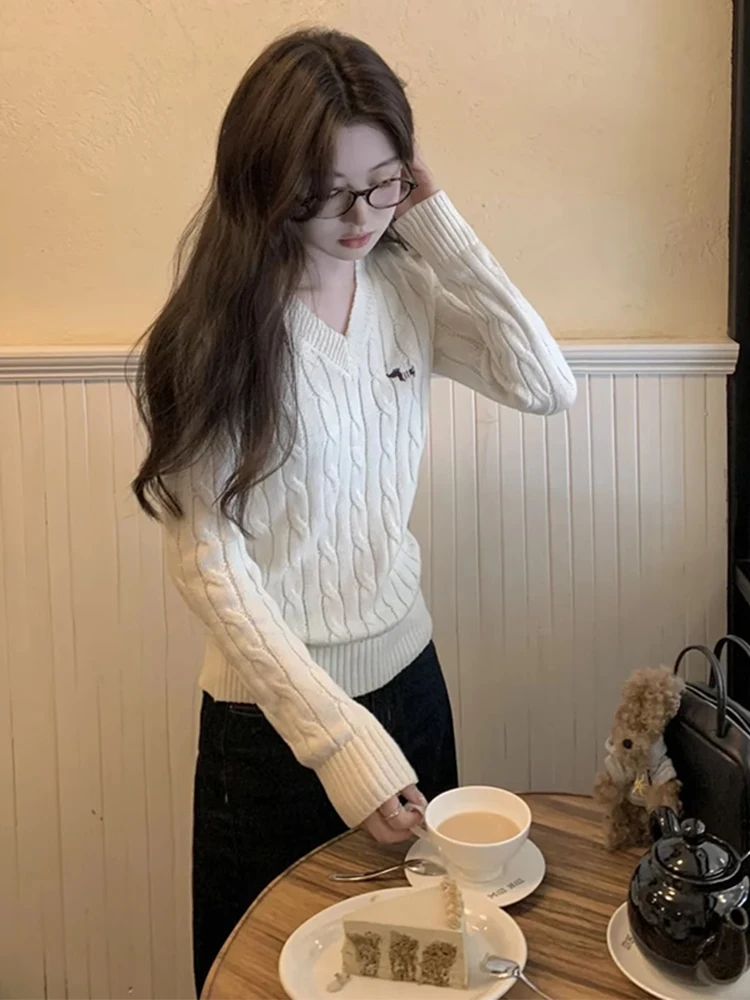 

Korean Sle Lazy High-End V-Ne Twisted Knitwear Women's Autumn Winter New Small Size Slim Long Sve Top