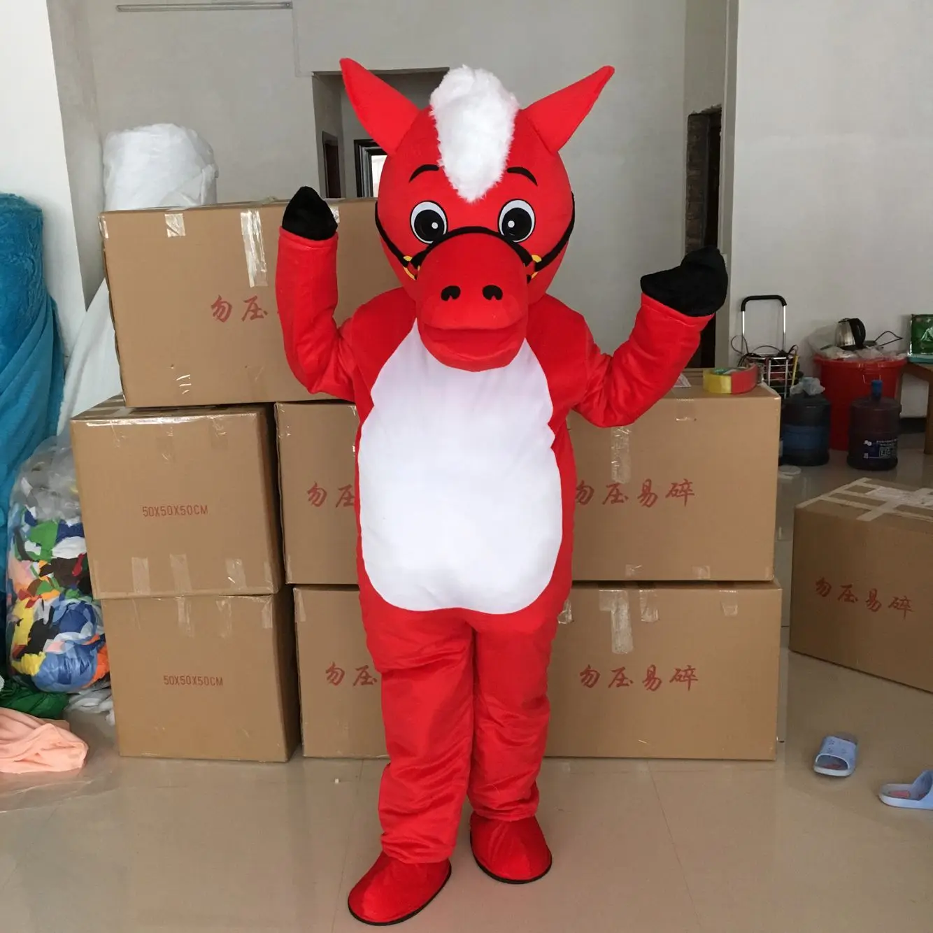 

Horse Mascot Costume Walking Red Horse Funny Mascots Adult Fancy Dress Cartoon Character Cosply Adult Size Carnival Costume