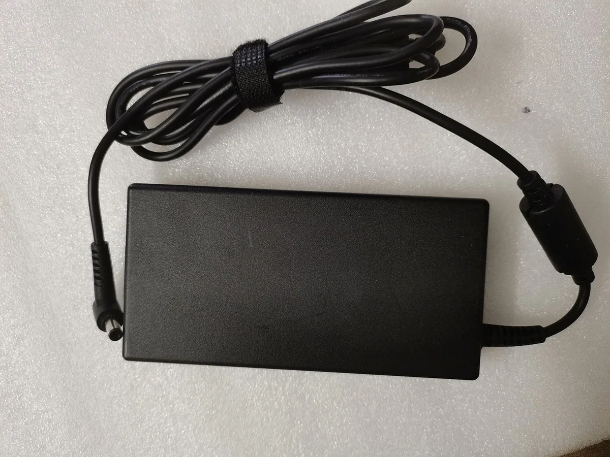 OEM Slim Chicony A17-180P4B 20V 9A 5.5mm*2.5mm 180W AC Adapter For Anker Thunderbolt 3 Docking Station A8396 Original