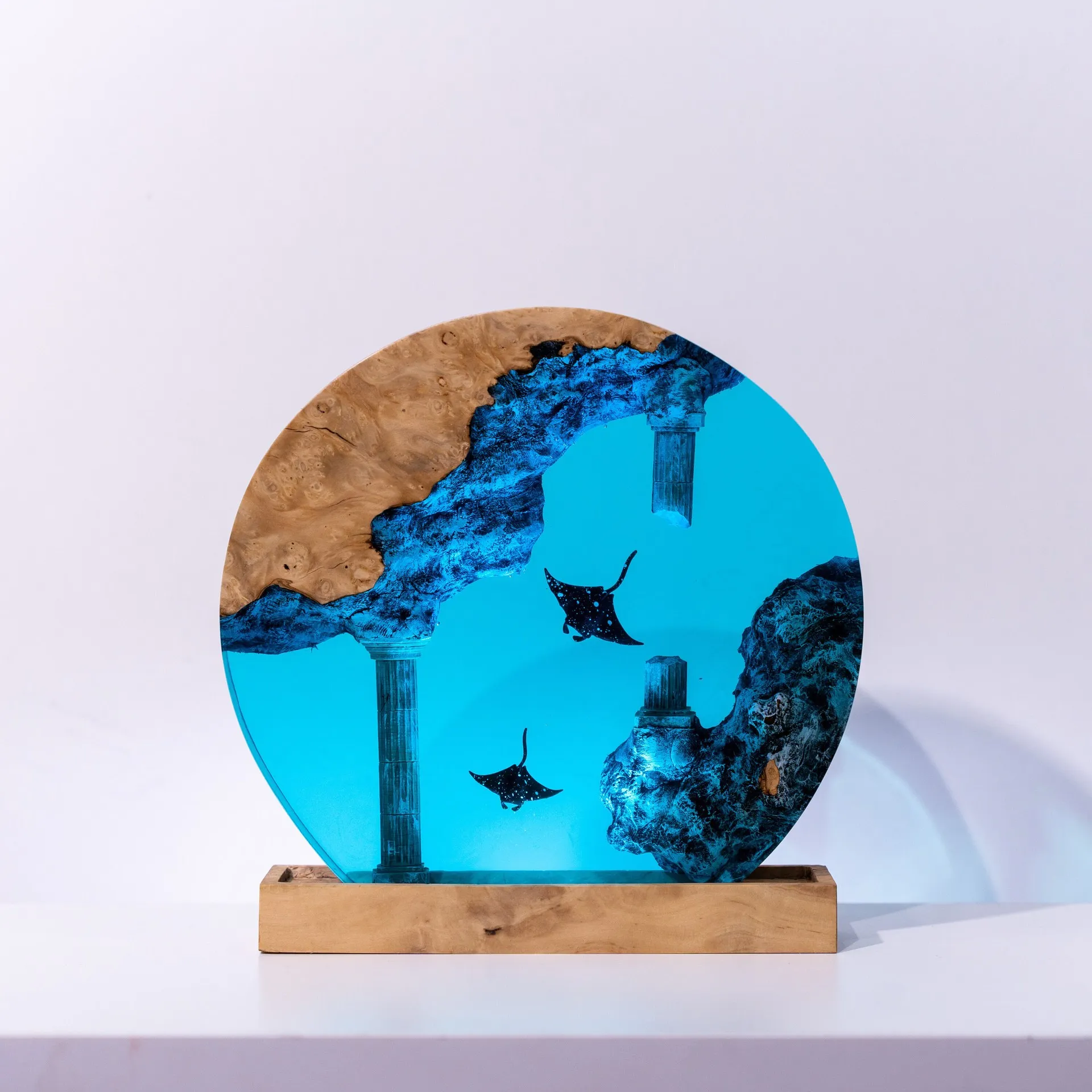 

Epoxy lamp round underwater ruins adventure boyfriend gift ornament