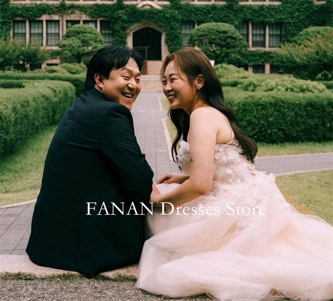 FANAN Korea Strapless Appliques Wedding Dresses 웨딩드레스 Ivory Vintage A-Line Lace-up Tulle Custom Made Bride Gowns Plus Size