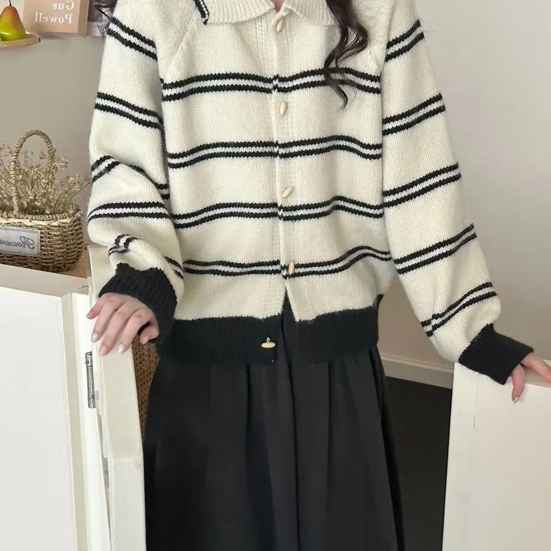 

Striped Sweater Autumn/winter Korean Cardigan 2025 Loose Button Knit Sweater with Lapel Top New White Navy Blue