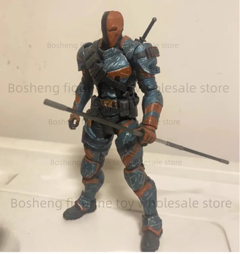 الأصلي LPZZ Rouno Cueure DC002 1/12 فارس Deathstroke في المخزون أنيمي عمل جمع أرقام نموذج اللعب