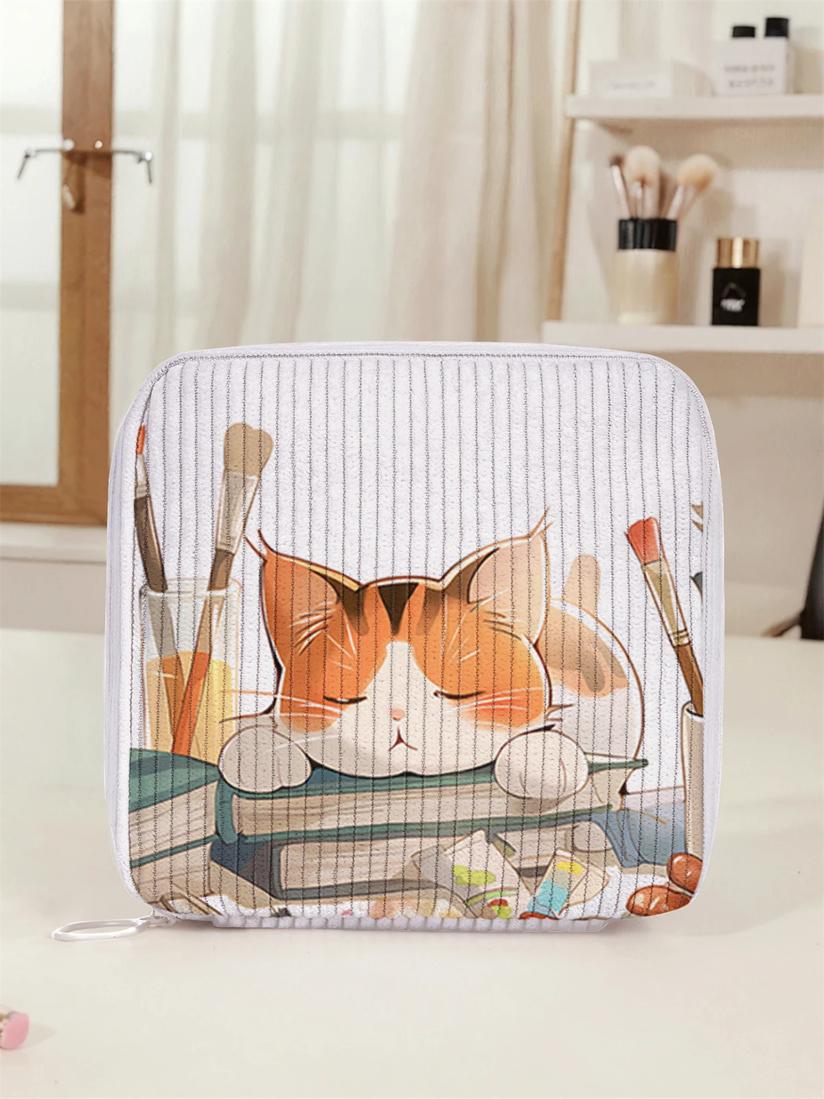

Cute cartoon cat pattern printed sanitary napkin storage bag, women's lightweight tissue bag, sanitary tissue bag