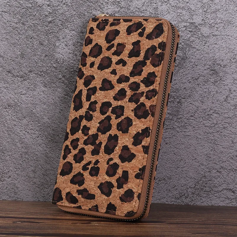 New women's long wallet, multi-function, fashionable leopard print printed card bag, large-capacity portable change bag.