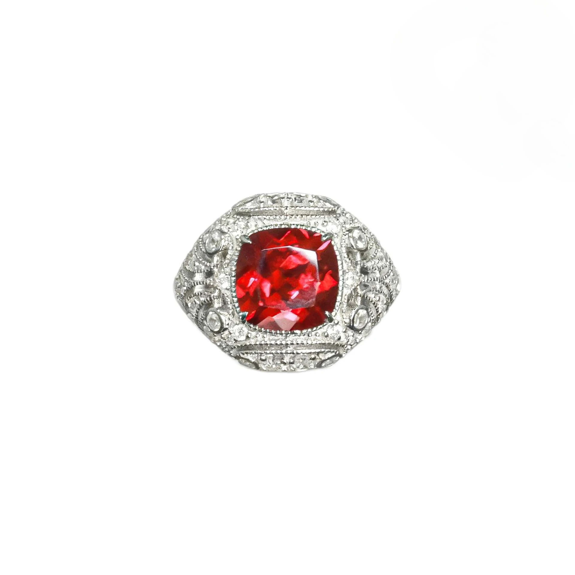 

925 Silver Gold-plated High Carbon Diamond 6.8ct Cultivated Ruby Retro Ring Wedding Jewelry