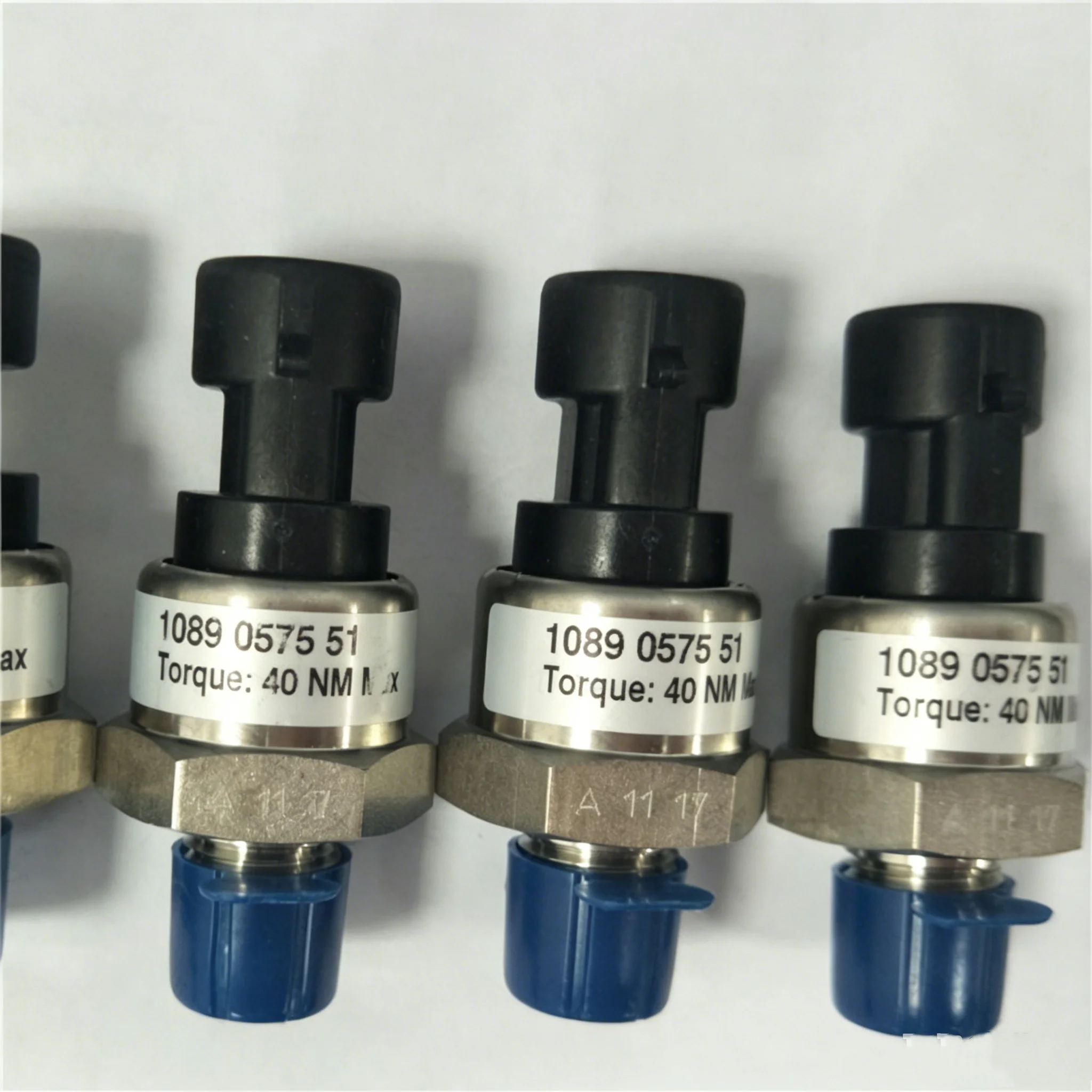 Air Compressor Pressure Sensor 1089057551 1089057554 1089057555 1089057528 for Atlas Copco Industrial Compressor Parts view 4