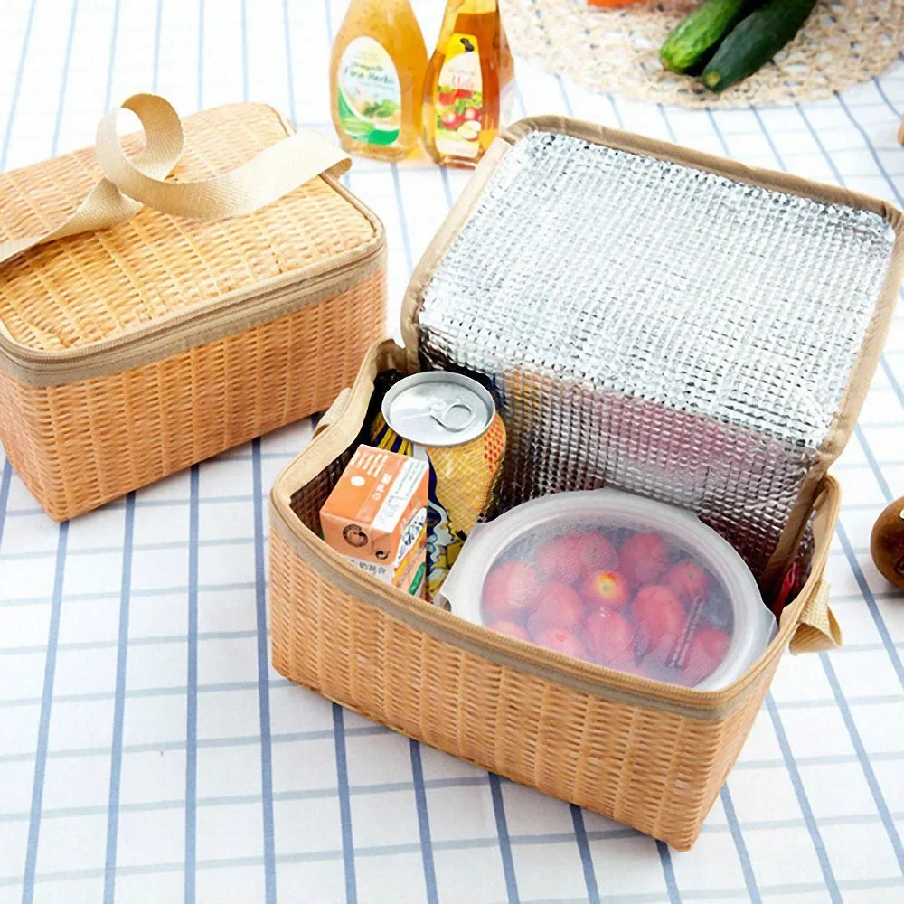 Portable Wicker Rattan Outdoor Picnic Bag Waterproof Tableware Insulated Thermal Cooler Food Container Basket for Camping Picnic