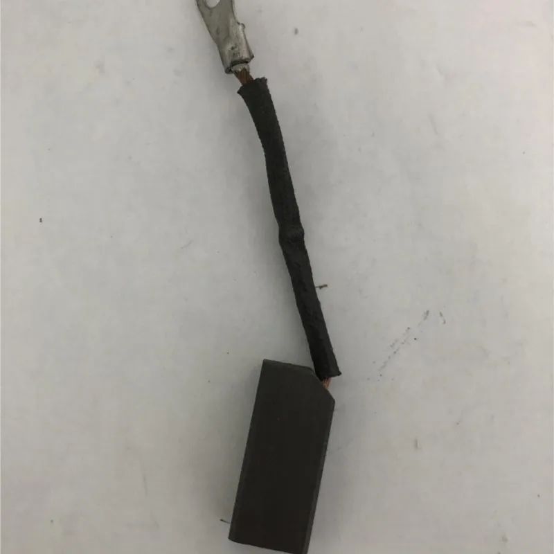 1PC 8x15x33mm 0.31"x0.59"x1.3" Motor Electric Replacement Power Tool Carbon Brush Car