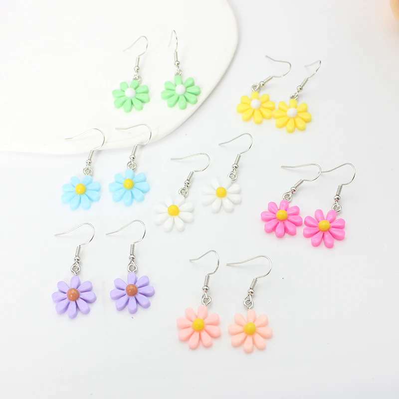 

2Pairs/Lot Daisy Drop Earrings for Women Trendy Sweet Jelly Resin Sunflower Ear Jewelry Fashion Creative Accessories Gift
