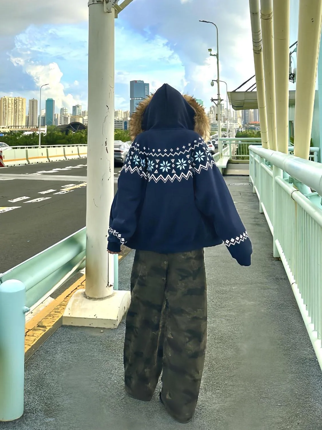 Retro Nordic Snowflake Pattern Zip‑Up Hooded Coat For Women Furry Faux Fur Collar Oversized Long Sleeve Warm Street Style Winte