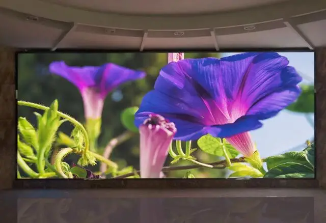 شاشة تأجير P5 داخلية قابلة للتخصيص 960*960 شاشة LED للحفلات الموسيقية على الحائط لمعرض الأحداث