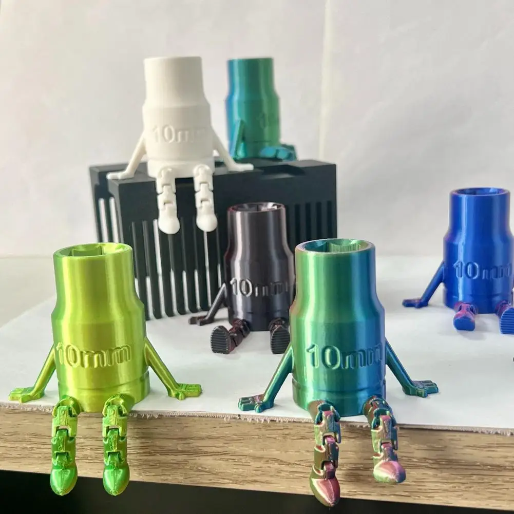 

Pen Organizer Socket Buddy 3D Printed Socket Figure Pen Stand with Articulated Legs Desk Decor Pen Holder