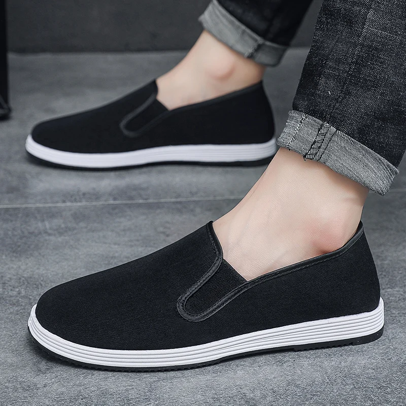 2024 Canvas Men's Chinese Old Beijing Casual Shoes Lightweight Slip-On Loafers Men Sports Shoes Breathable Male Driving Footwear