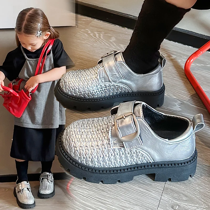 

Children Leather Shoes Versatile Soft Bottom Kids Flat Shoes Round Toes 2025 Autumn New Girls Casual Princess Shoes Ins Trendy