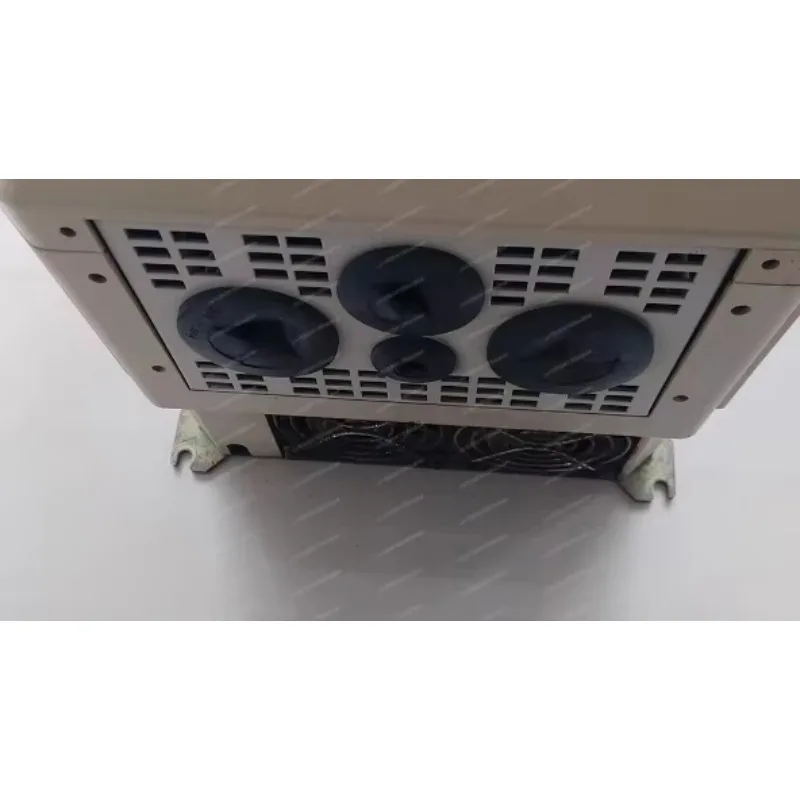 

Инвертор промышленного инструмента CIMR-G5A4011