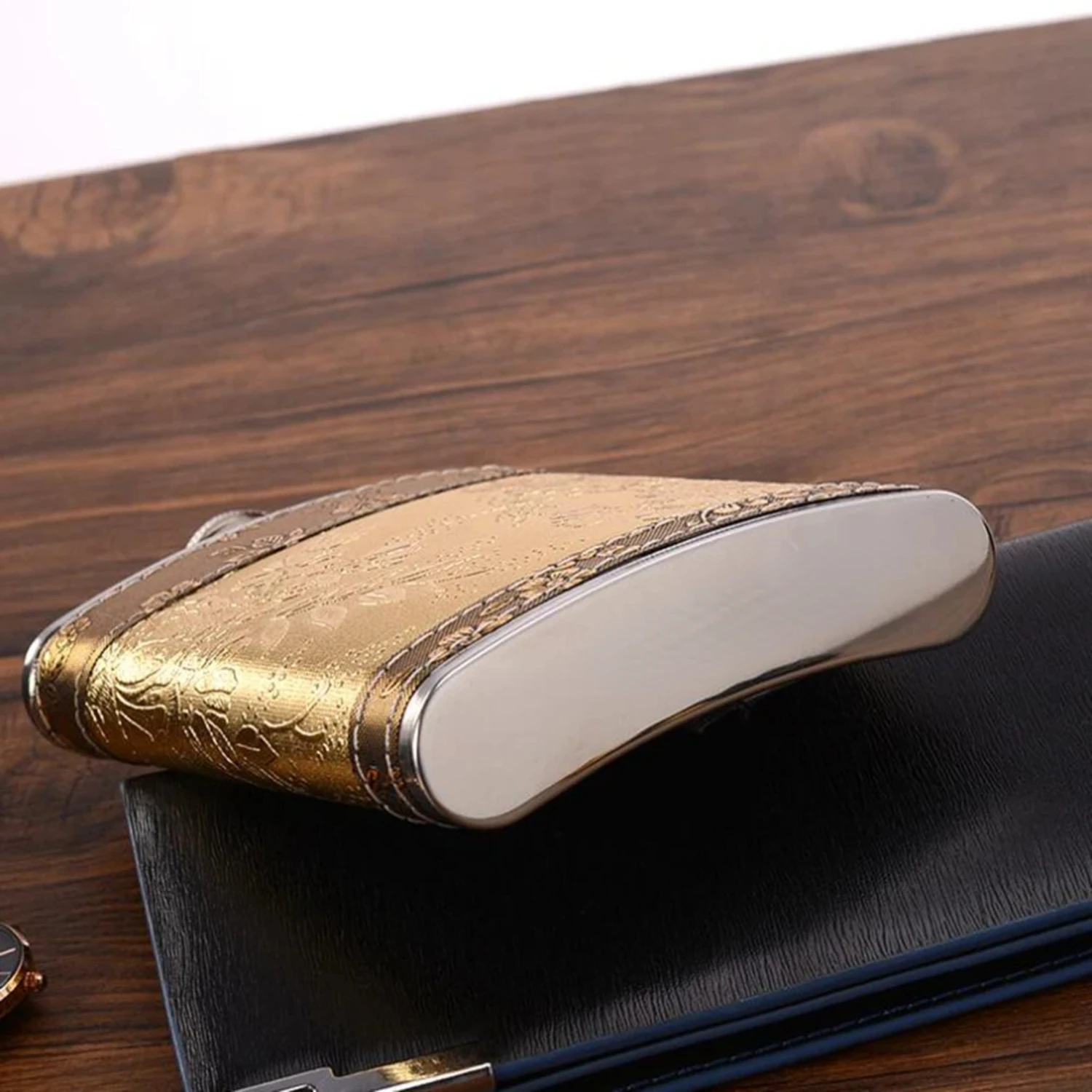 스테인리스 스틸 힙 플라스크 세트 8온스 주류용 휴대용 야외 여행용 흰색 스피릿 와인 포트 병 + 깔때기 + 컵