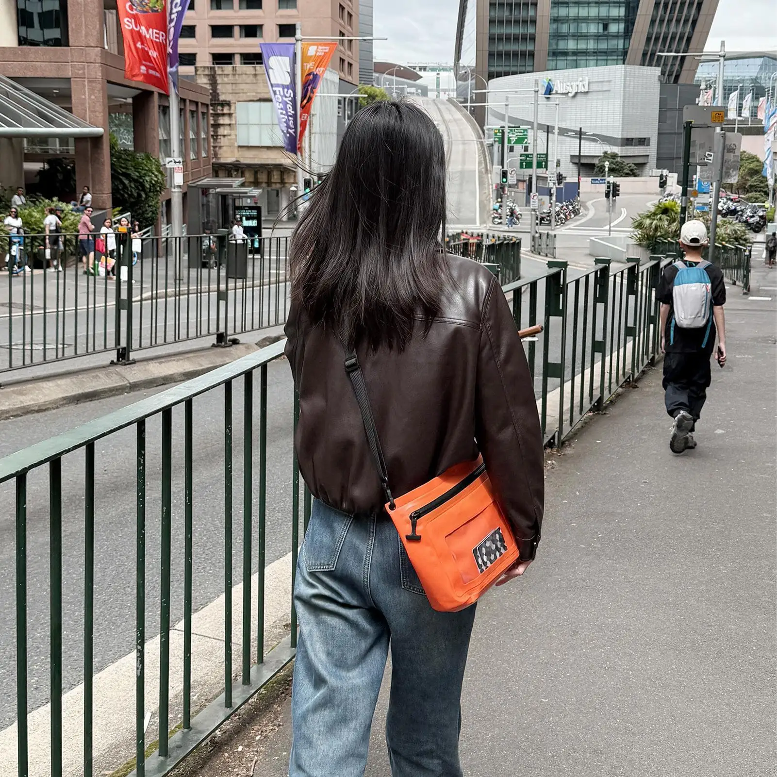 Portable Phone Bag Waterproof Sling Bag Diving Dry Pack For Adults Men Women Outdoor Camping Hiking Swimming Diving Snorkeling