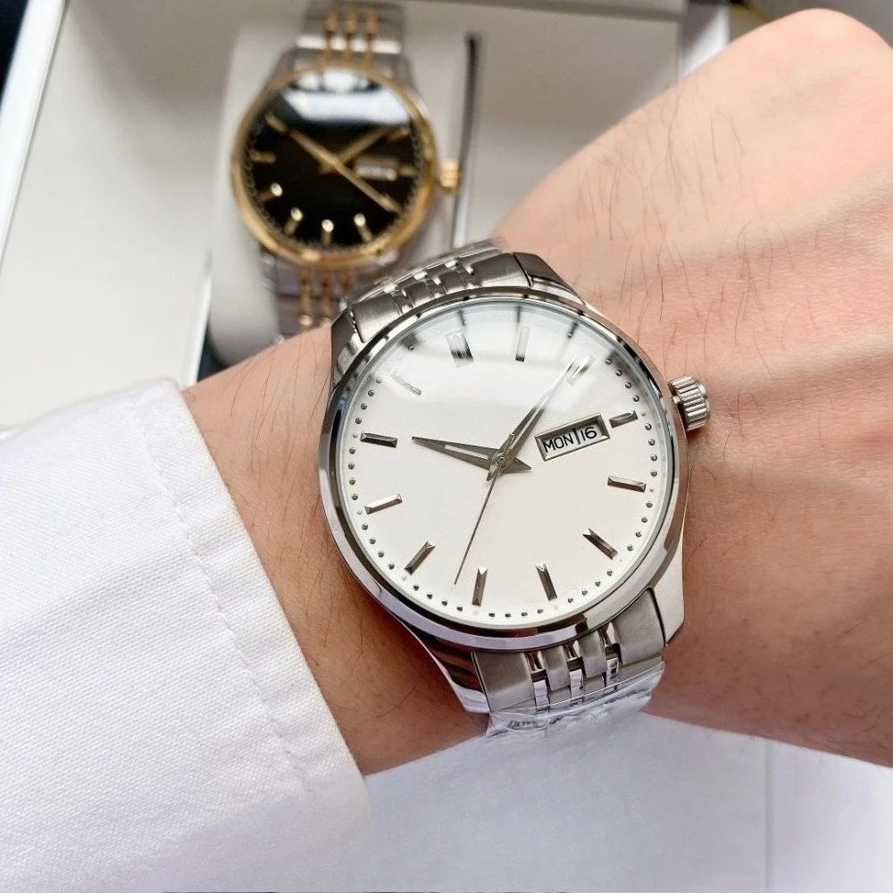 العلامة التجارية الفاخرة الجديدة للرجال كوارتز ساعات المعصم المزدوج التقويم نافذة الصلب الجلود الأعمال الترفيه مضيئة مقاوم للماء ساعة اليد