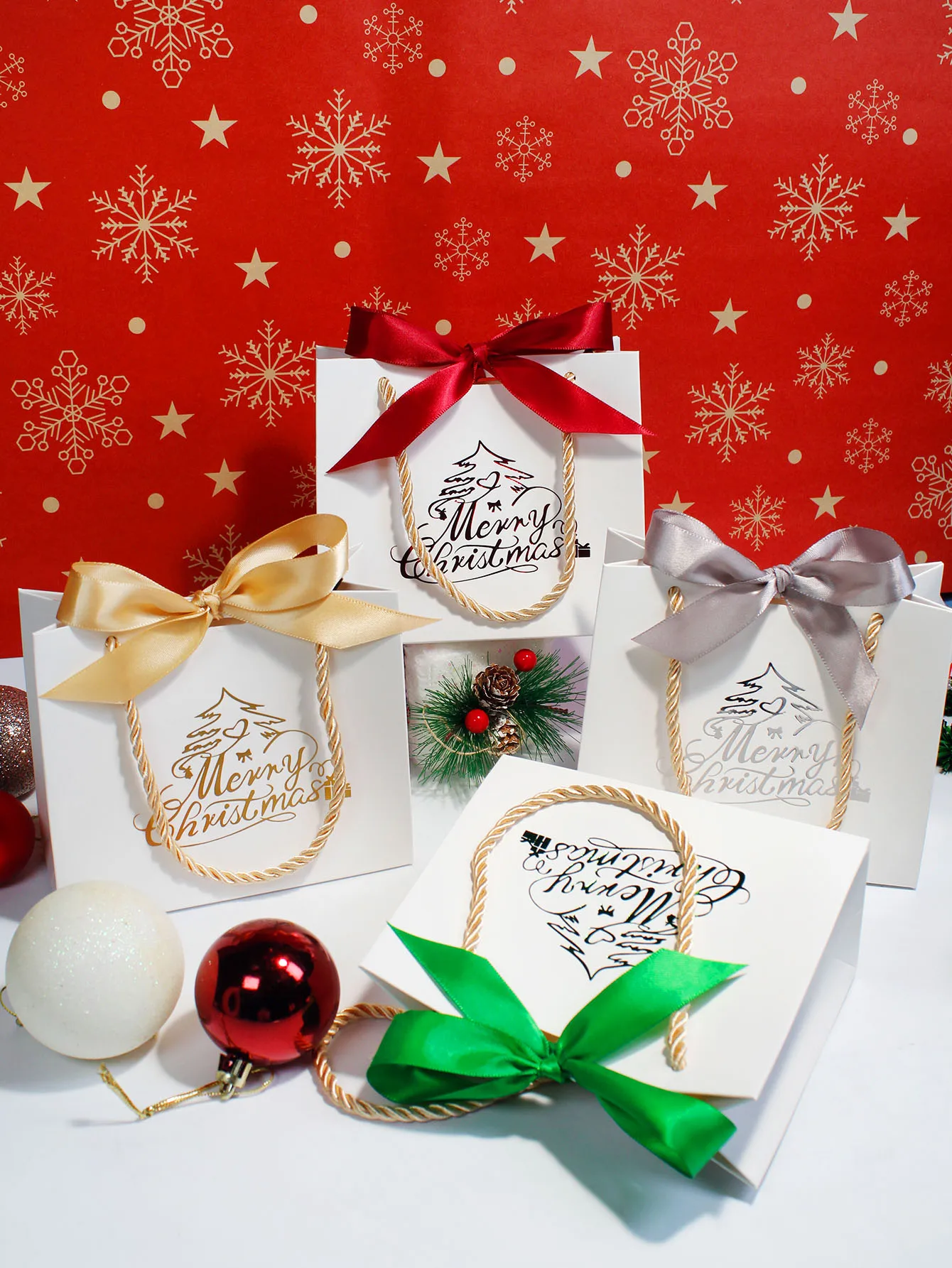 Christmas Gift Box … - image