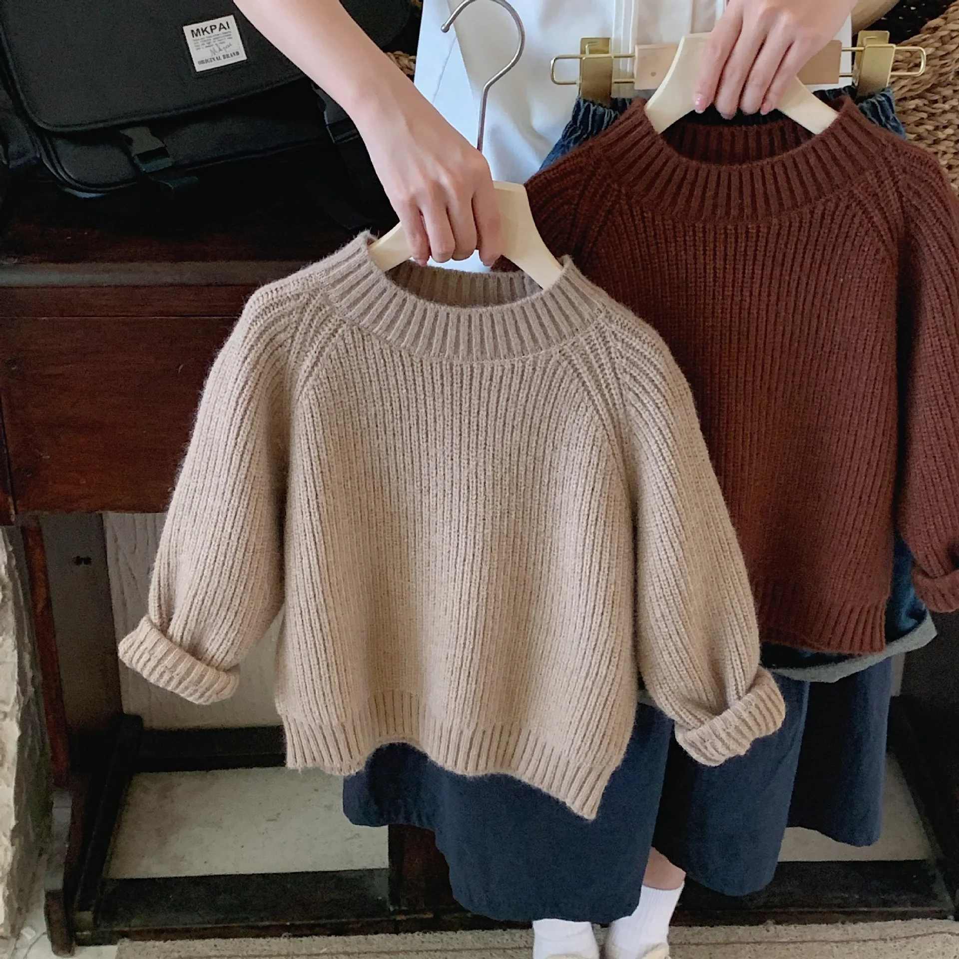 Children's Sweater 2025 Autumn Boys and Girls Korean Solid Color Retro Simple Hooded Sweater Children's Clothing Baby Girl Top