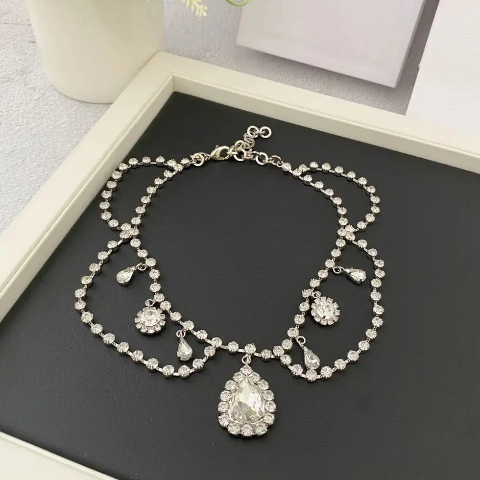 Necklace Temperament Light Luxury Retro Drop Pendant For Women Collares Para Mujer Collar Jewelry Collier Femme Pendant Grandes